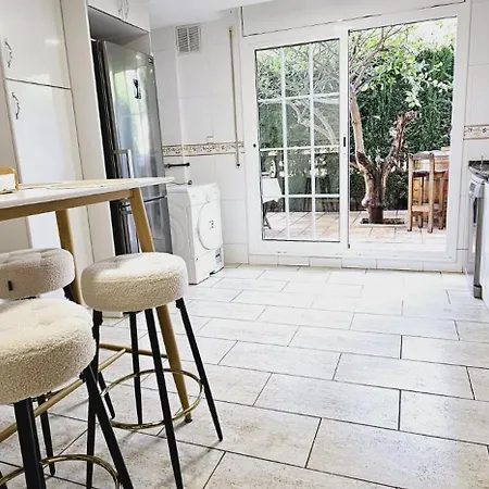 Casa Con Piscina En Costa Barcelona Holiday home Sant Vicenc de Montalt